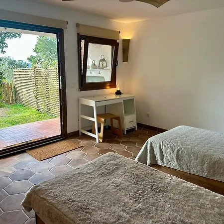 Praga 2 - Encantadora Casa Con Piscina Y Vistas Al Bosque! *