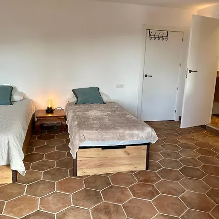 Holiday home Praga 2 - Encantadora Casa Con Piscina Y Vistas Al Bosque!