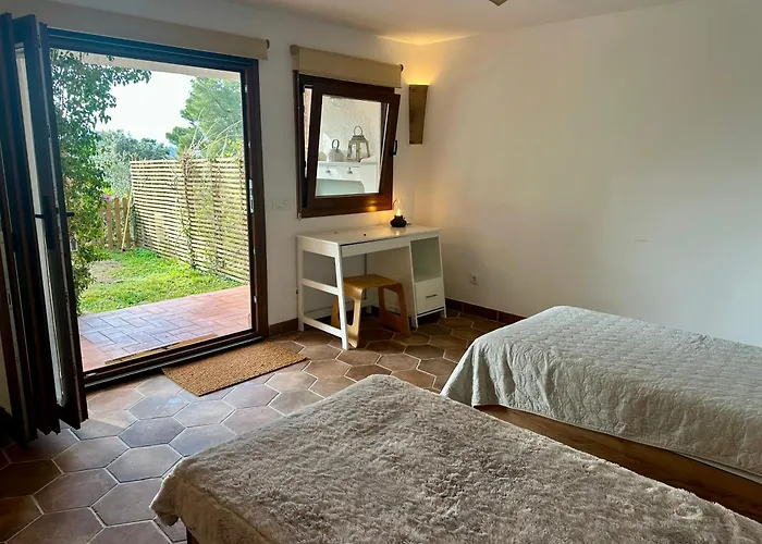 Praga 2 - Encantadora Casa Con Piscina Y Vistas Al Bosque! *