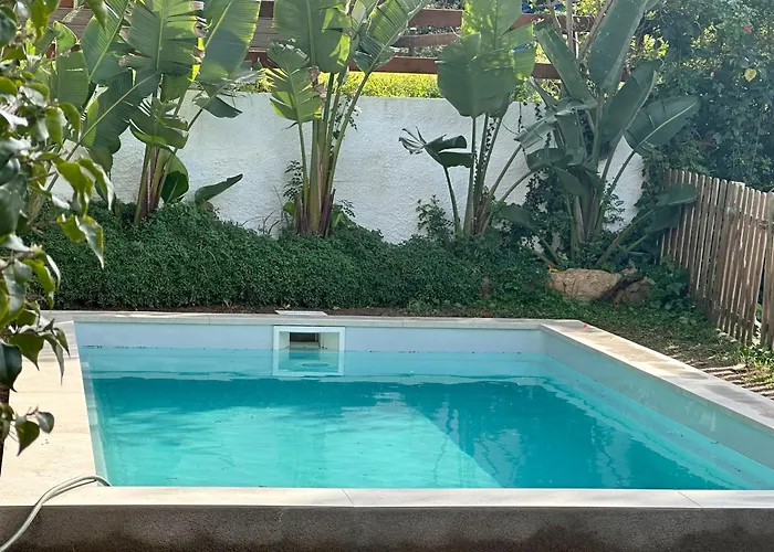 Praga 2 - Encantadora Casa Con Piscina Y Vistas Al Bosque! Hébergement de vacances Pals